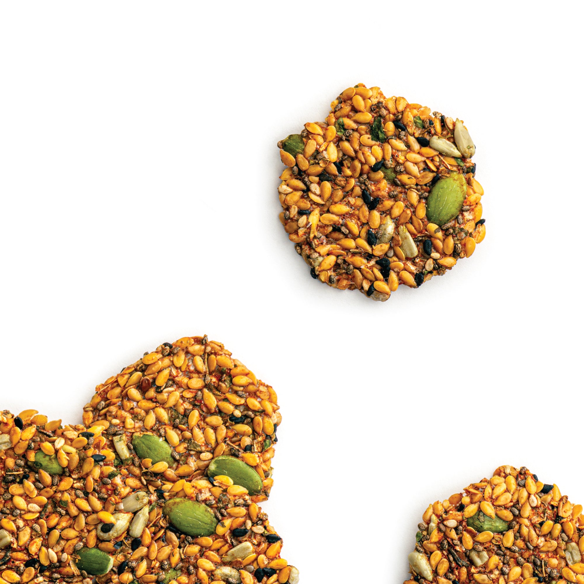 tomato and herb sprouted crisps,